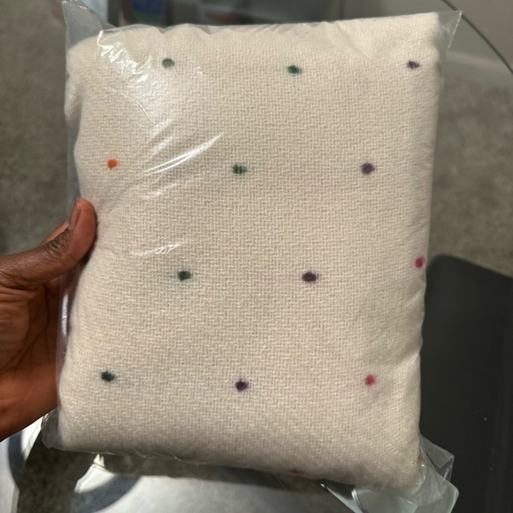 SOFT FAUX CASHMERE SCARF COLORFUL POLKA DOT. NEW IN PACK - Picture 8 of 10